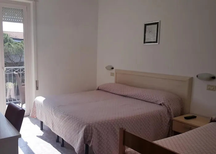 Elisabetta 2* Cinquale